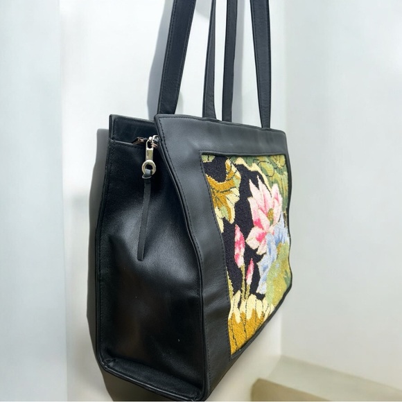 Lee’s Needle Art Vintage Black Leather Floral Needlepoint Shoulder Bag Purse - Picture 7 of 17
